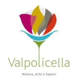 Logo-info-Valpolicella_bianco.jpg.2023-05-02-13-16-50